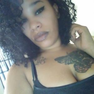 Meet your Posher, Nezza